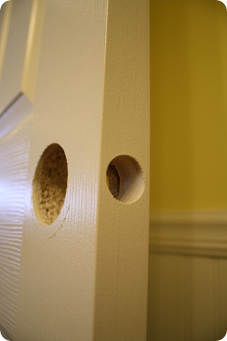 round latch hole door knobs